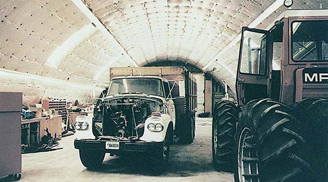 Large Vehicle Garage